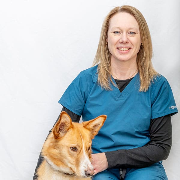 Deserae N, Grande Prairie Animal Health Technologist