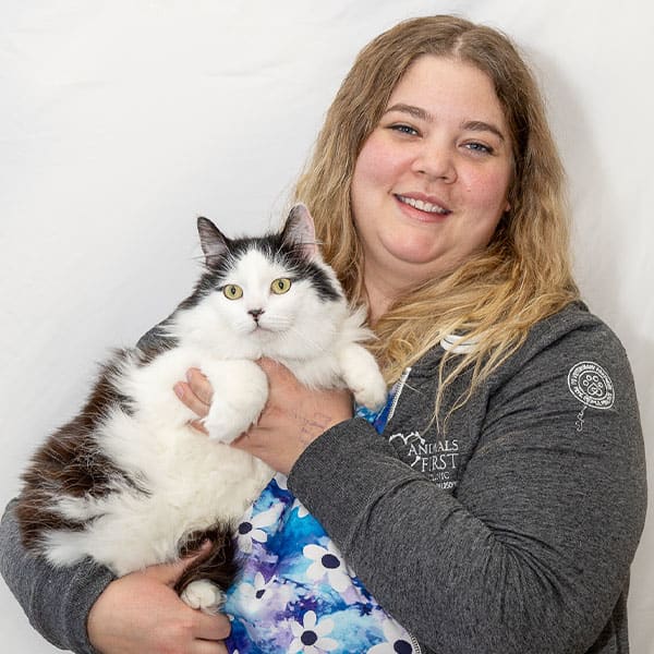 Emily G, Grande Prairie Animal Health Technologist